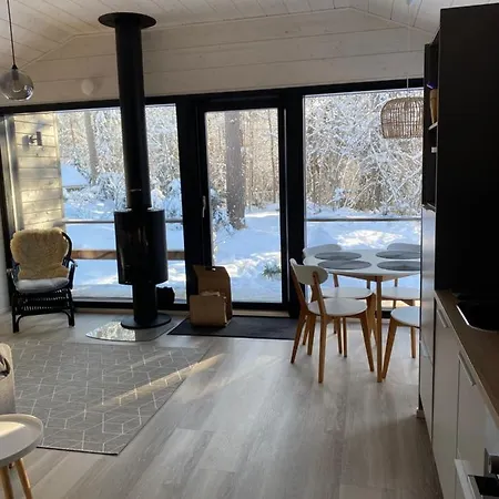 Tammikon Tupa Domek alpejski Tuusula